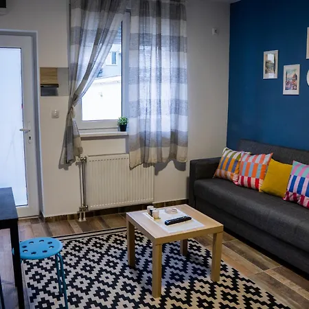 Διαμέρισμα Away From With Private Parking Νόβι Σαντ