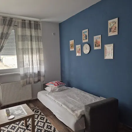 Away From With Private Parking 노비사드