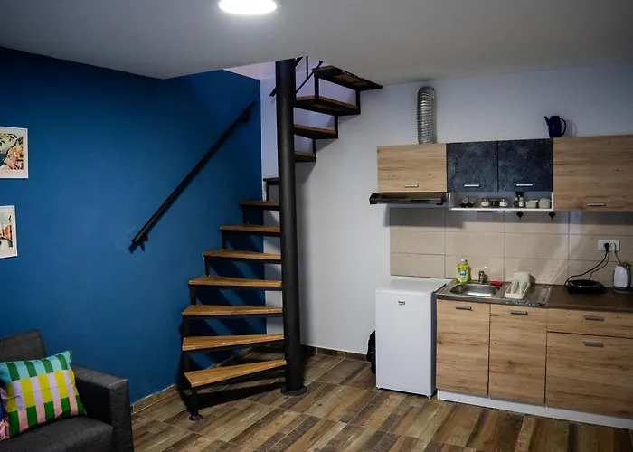 Daire Away From With Private Parking *