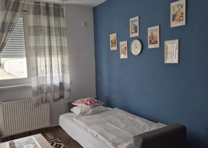 Away From With Private Parking Novi Sad