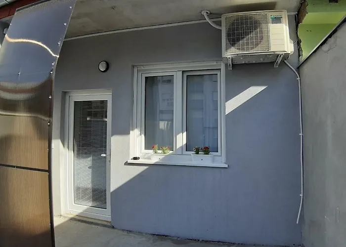 Away From With Private Parking Daire